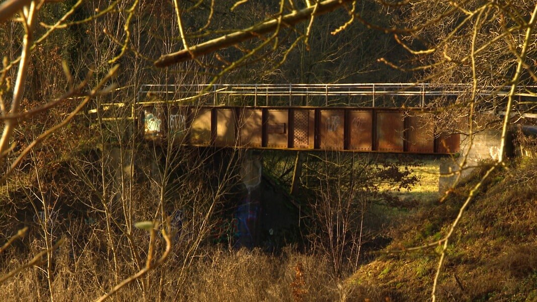 Mit viel Geratter Die Kleinbahn nach Bad Segeberg NDR