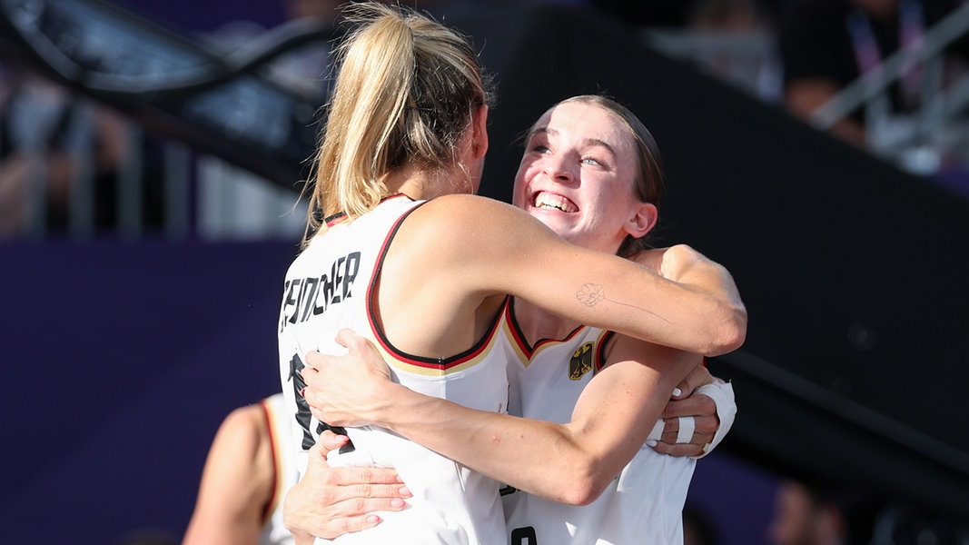 Mama Mevius nach Basketball-Gold: „Dass Elisa das erreicht…“