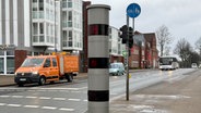 Ein Blitzer steht an der Schleswiger Straße in Flensburg. © Jörn Zahlmann Foto: Jörn Zahlmann