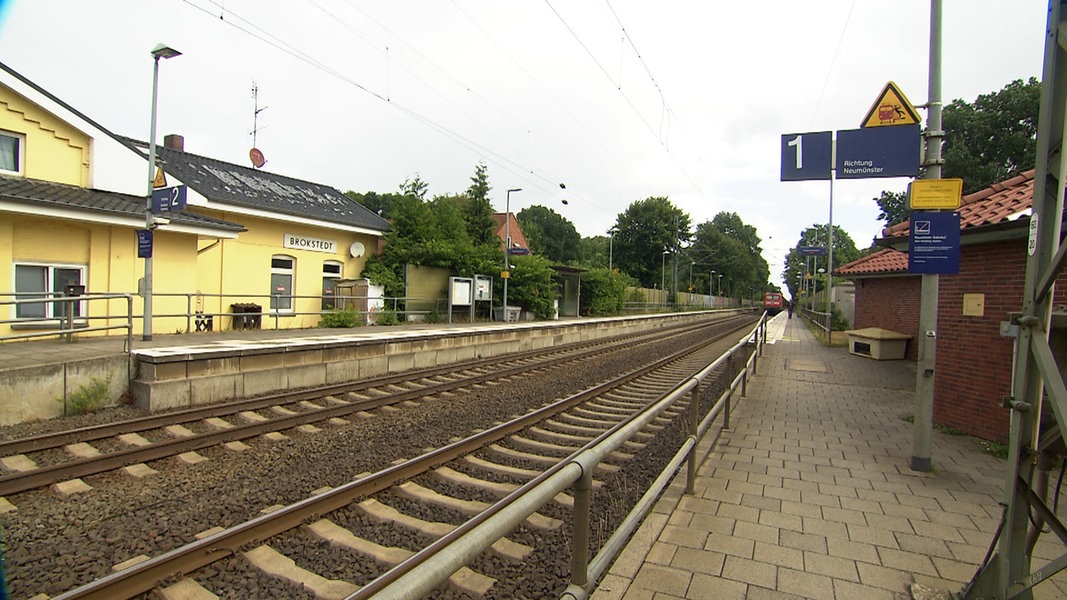 Prozess Nach Messerattacke Brokstedt: Das Denken Die Menschen Im Ort ...