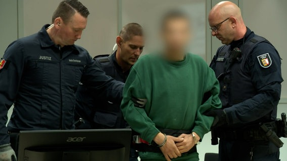 Der Angeklagte im Brokstedt-Prozess. © NDR 