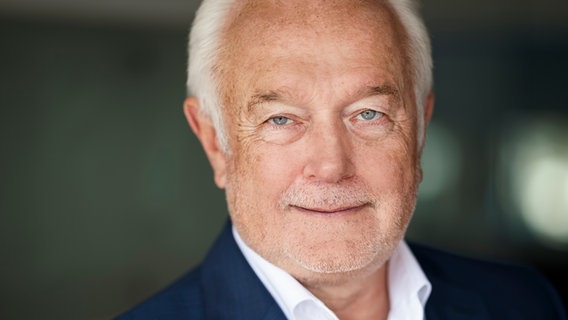 Ein Portrait von dem Politiker Wolfgang Kubicki von der FDP. © Tobias Koch/tobiaskoch.net Foto: Tobias Koch