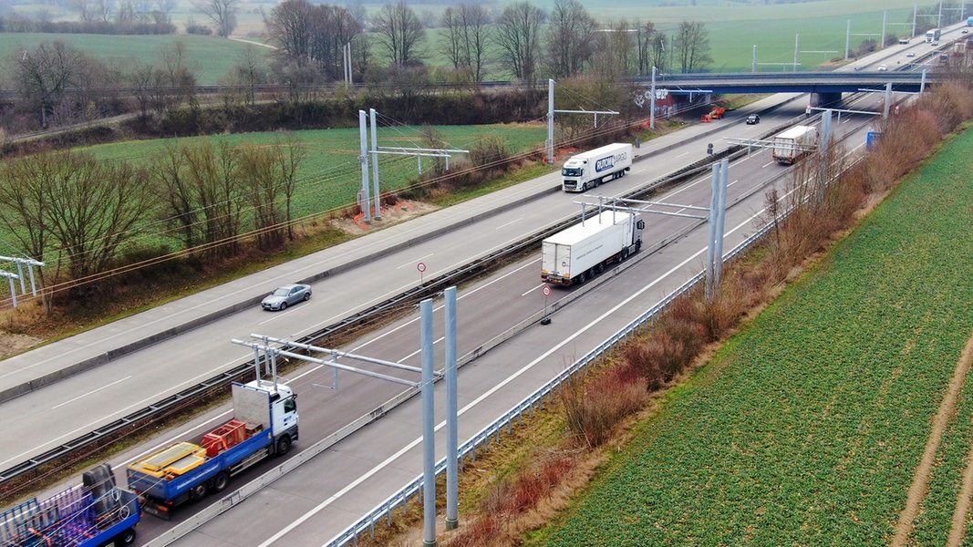 A1-Sperrung Wegen Bauarbeiten Am E-Highway | NDR.de - Nachrichten ...