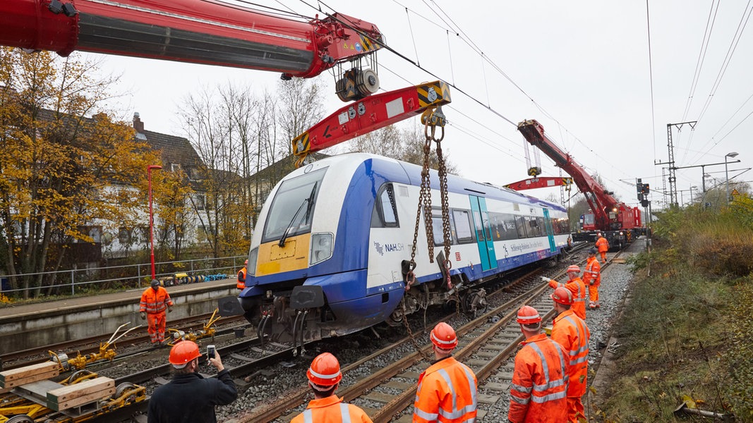 Bahn Elmshorn Hamburg