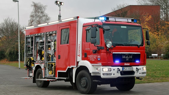 Löschfahrzeug KatS der Freiwilligen Feuerwehr Pülsen © NDR Foto: Holger Bauer