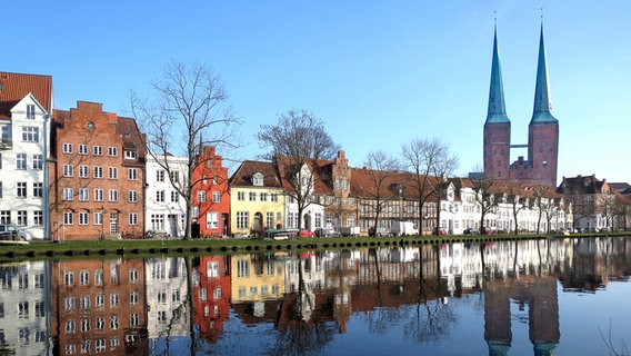 Obertrave in Lübeck bei Sonne. © Friedrich Scharnberg Foto: Friedrich Scharnberg