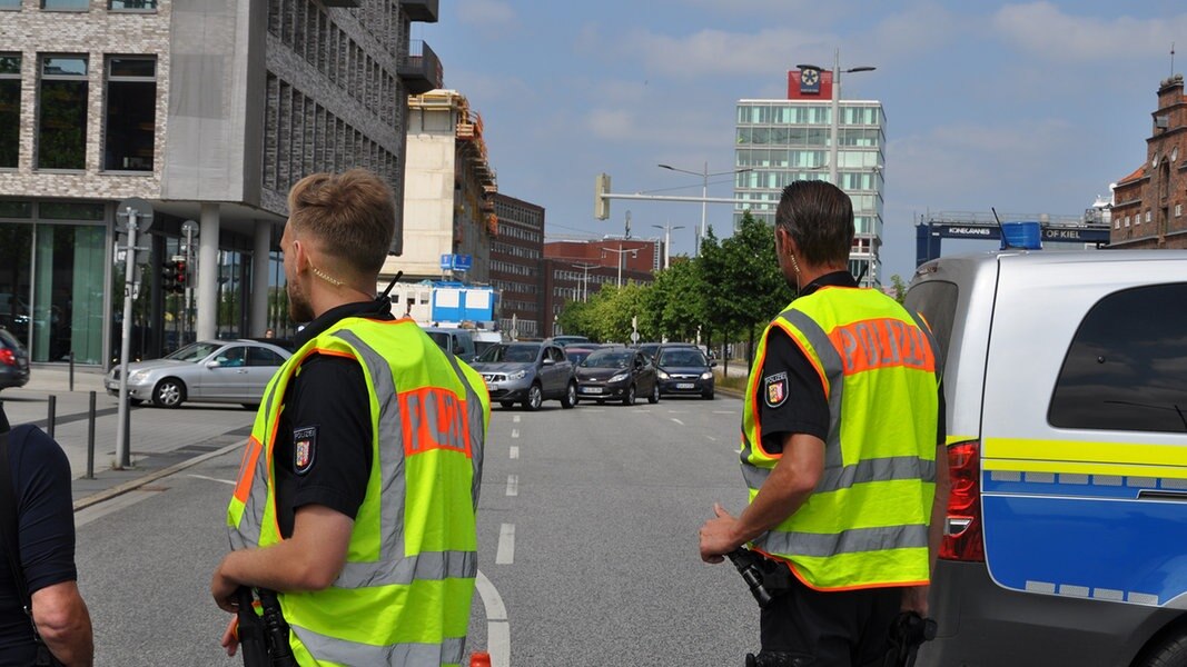 Polizei-Einsatz In Kieler Innenstadt Beendet | NDR.de - Nachrichten ...