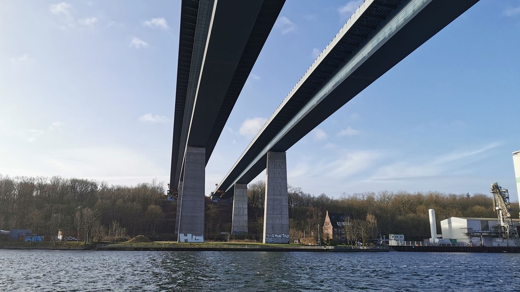 Sanierung Der Holtenauer Hochbrücke Abgeschlossen | NDR.de ...