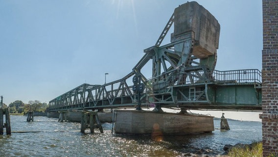 Klappbrücke über die Schlei bei Lindaunis. © DB ProjektBau GmbH Foto: DB ProjektBau GmbH