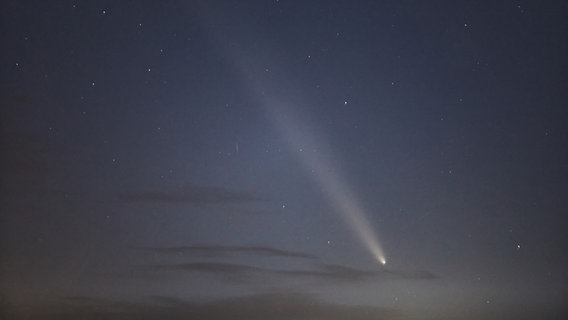 Der Komet Tsuchinshan ATLAS am Himmel über Neumünster. © vhs-Sternwarte Neumünster Foto: Marco Ludwig