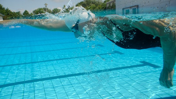 Schwimmerin Tanja Scholz. © Boyens Medien Foto: Jörg Lühn