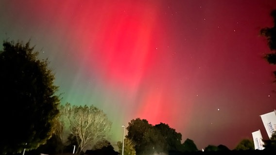 Polarlichter über Lütjenburg. © Siegfried Foto: Siegfried