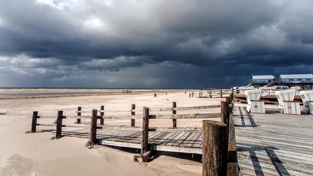 Wetter im Norden: Regen, Sturm - und fast sommerlichen Temperaturen