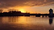 Sonnenaufgang über dem Kappelner Hafen. © Birgitta Keller Foto: Birgitta Keller