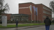 Außenaufnahme vom Gelände der Grundfos GmbH in Wahlstedt. © NDR 