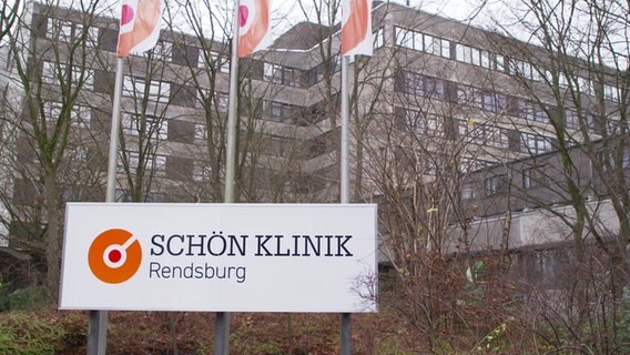 Die Schön-Klinik in Rendsburg. © NDR Foto: Christian Lang