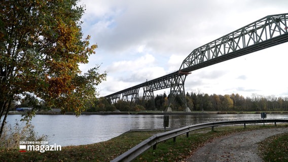 Die Eisenbahnbrücke in Hochdonn © NDR Foto: NDR Screenshot