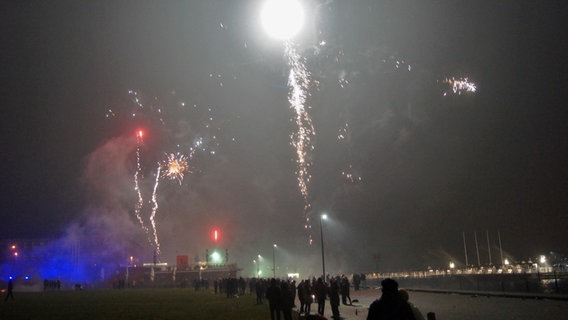 Kiel: Silvester bald ohne Feuerwerk? | NDR.de - Nachrichten - Schleswig