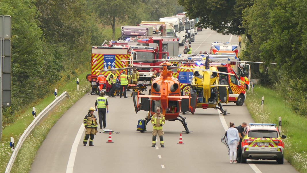 B205 bei Wahlstedt wieder frei – nach Unfall mit sieben Verletzten