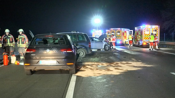 Ein Verkehrsunfall auf der A7 bei Bönningstedt. © Florian Sprenger Foto: Florian Sprenger