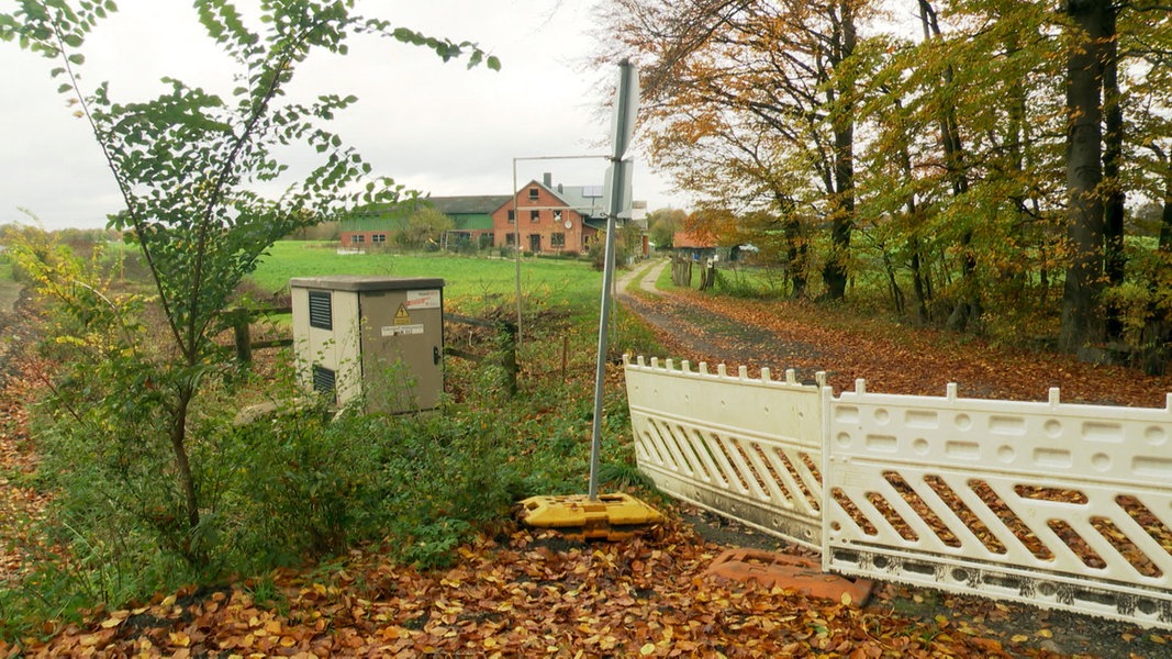 B404: Bauarbeiten Schneiden Familienbetrieb In Todendorf Ab | NDR.de ...