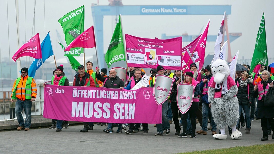 Öffentlicher Dienst: Warnstreiks Im Tarifstreit | NDR.de - Nachrichten