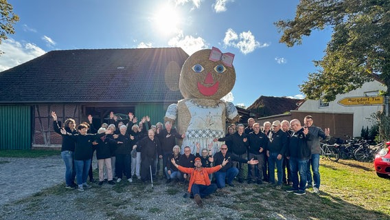 Schorse besucht für die Tour "Der beste Ort der Welt" Ramlingen-Ehlershausen. © NDR 