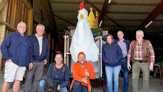 Schorse besucht für die Tour "Der beste Ort der Welt" Ramlingen-Ehlershausen. © NDR 