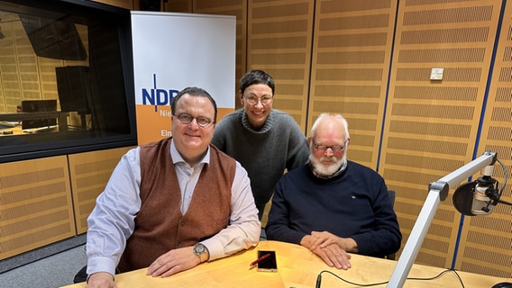 Talk „Stolpersteine in Wunstorf“ Alexander Voigt, Gilica, Andreas Varnholt © NDR 