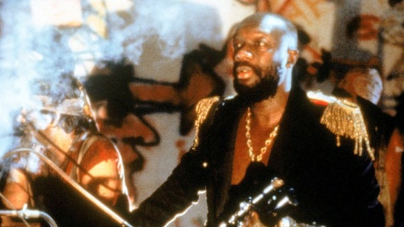 Isaac Hayes, Sänger und Schauspieler © picture alliance/Everett Collection Foto: Embassy Pictures/Courtesy