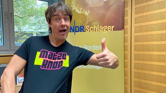 Comedian Matze Knop zu Gast im NDR Schlager Studio © NDR Foto: Wolf-Rüdiger Leister