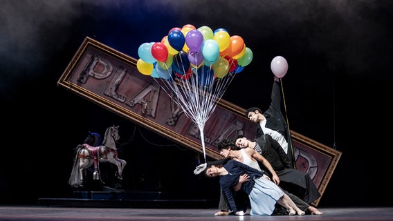 John Neumeiers Ballett "Liliom" wird in der Hamburger Staatsoper wieder aufgenommen. © Kiran West Foto: Kiran West