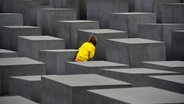 Denkmal für die ermordeten Juden Europas © picture alliance / imageBROKER Foto: Michael Weber