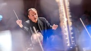 Die NDR Radiophilharmonie spielt unter der Leitung von Frank Strobel im April 2023 im Großen Sendesaal des NDR Konzerthauses. © NDR Foto: Micha Neugebauer