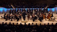 Das NDR Vokalensemble und die Kammerakademie Potsdam unter der Leitung von Klaas Stok live aus der Elbphilharmonie Hamburg am 22.02.2025. © Screenshot 