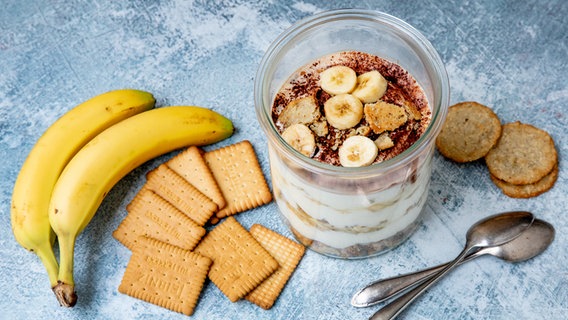 Bananoffee in einem Glas © NDR Foto: Claudia Timmann