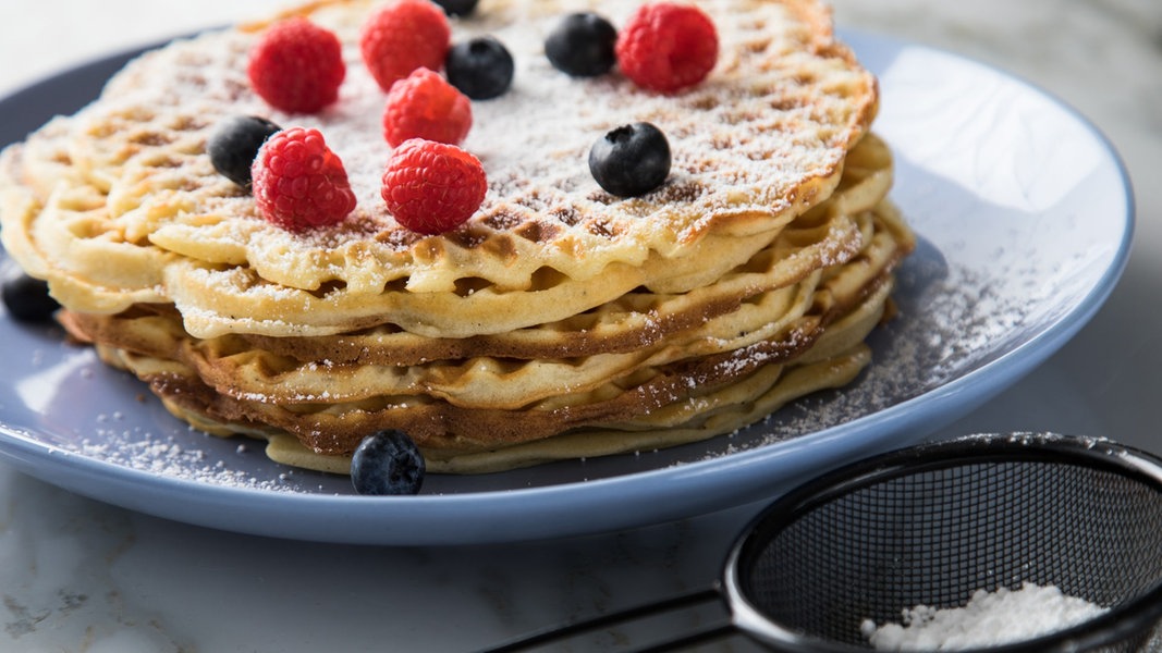 Grundteig für Waffeln | NDR.de - Ratgeber - Kochen - Rezepte