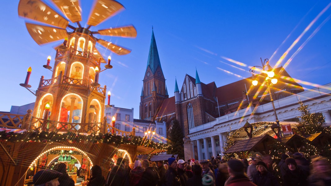 Erste Weihnachtsmärkte in Westmecklenburg öffnen