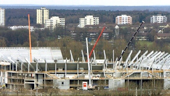 Bau der Volkswagen Arena © Picture-Alliance 