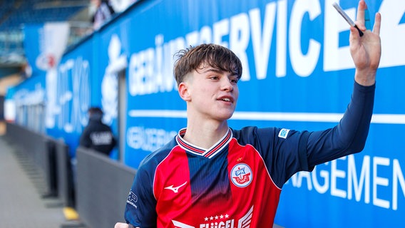 Fiete Bock vom FC Hansa Rostock © IMAGO / Andy Bünning 