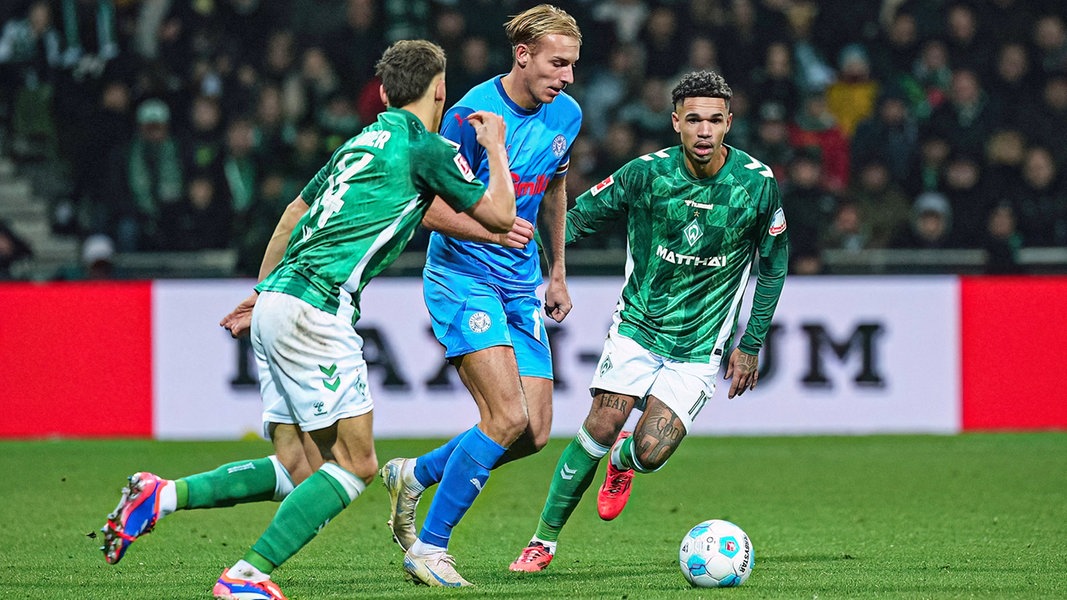 Spätes Glück für Werder Bremen im Nordduell gegen Holstein Kiel