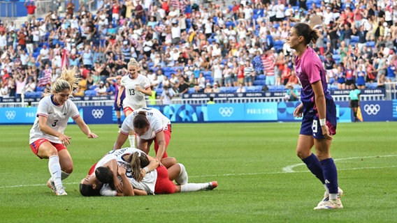 Die DFB-Frauen kassieren gegen die USA das 0:1. © imago / PanoramiC 