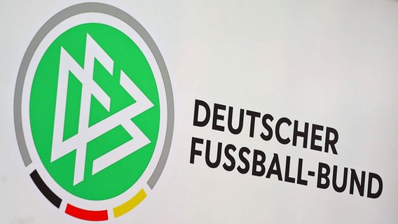 Das Logo des Deutschen Fußball-Bundes. © IMAGO / Nico Herbertz 