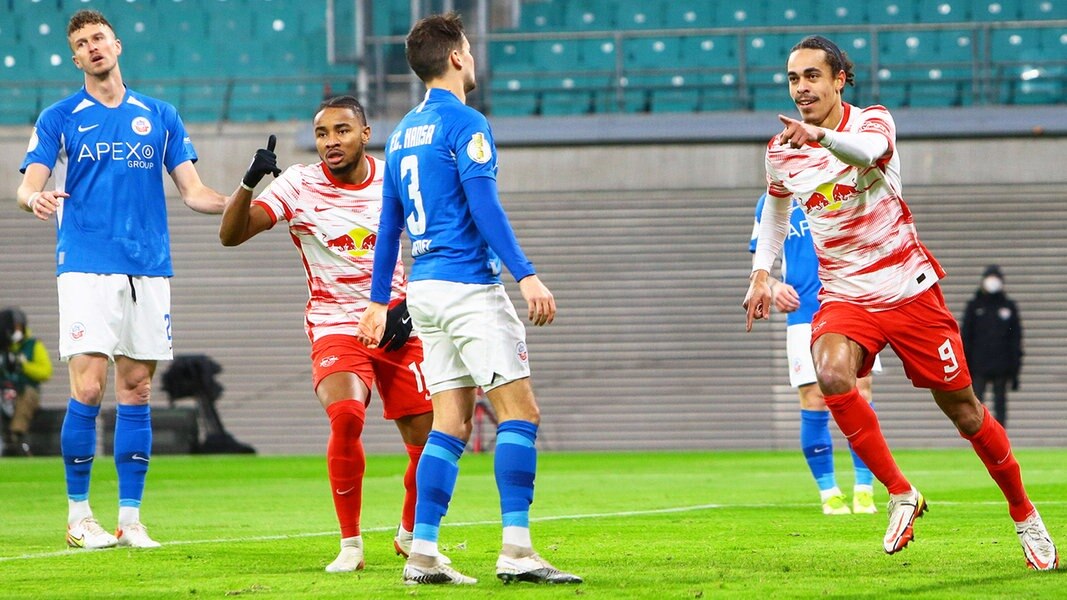 Aus im DFBPokal Hansa Rostock chancenlos gegen RB