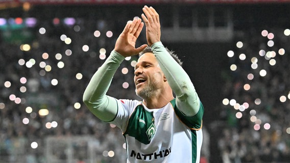 Diego beim Abschiedsspiel in Bremen © imago / nordphoto 