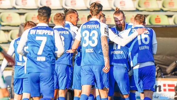 Sieg Im Drittliga Nordduell Sv Meppen Jubelt Beim Vfb Lubeck Ndr De Sport Fussball