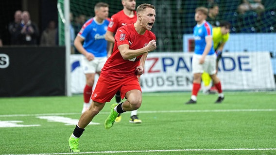 Jubel bei Luca Fabio Aouci von Kilia Kiel © IMAGO / Lobeca 