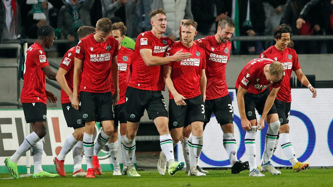 Hannover 96 Pokalduell mit dem BVB als "BonusSpiel" NDR.de Sport