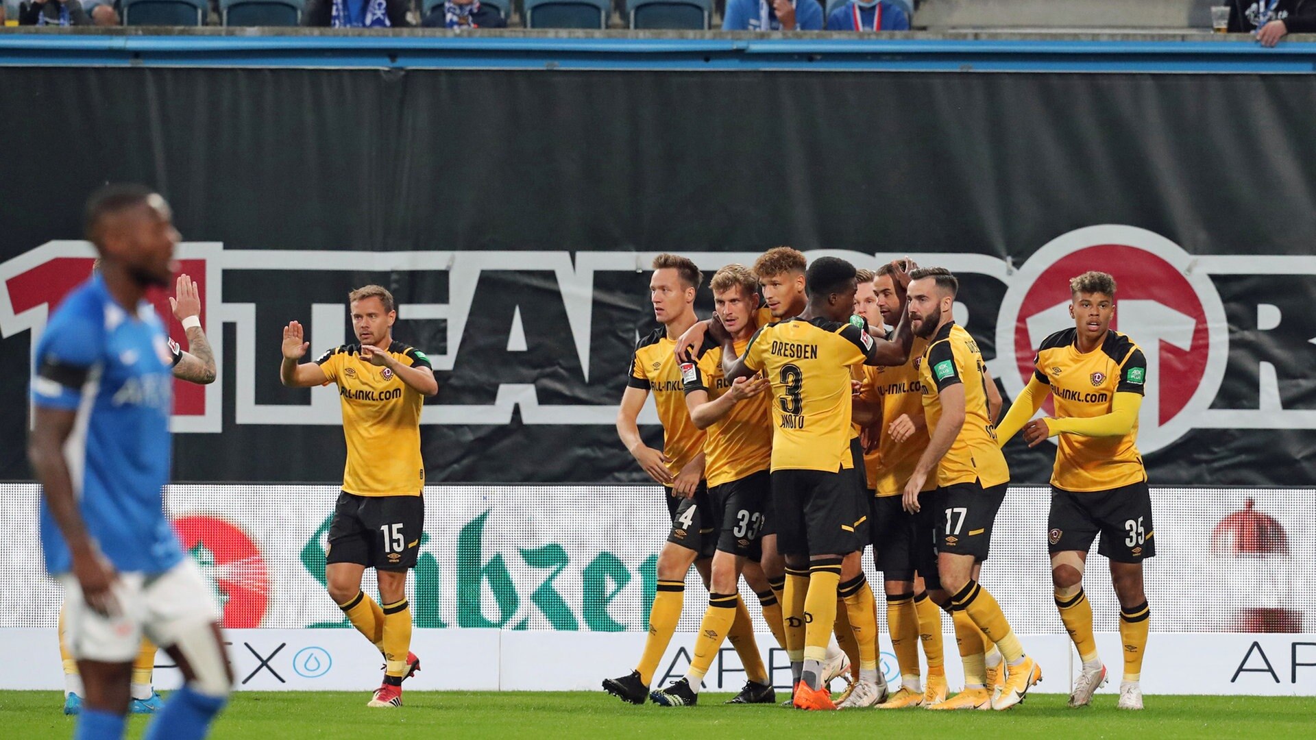 Hansa Rostock Verliert Mitreissendes Ostderby Gegen Dresden Ndr De Sport Fussball