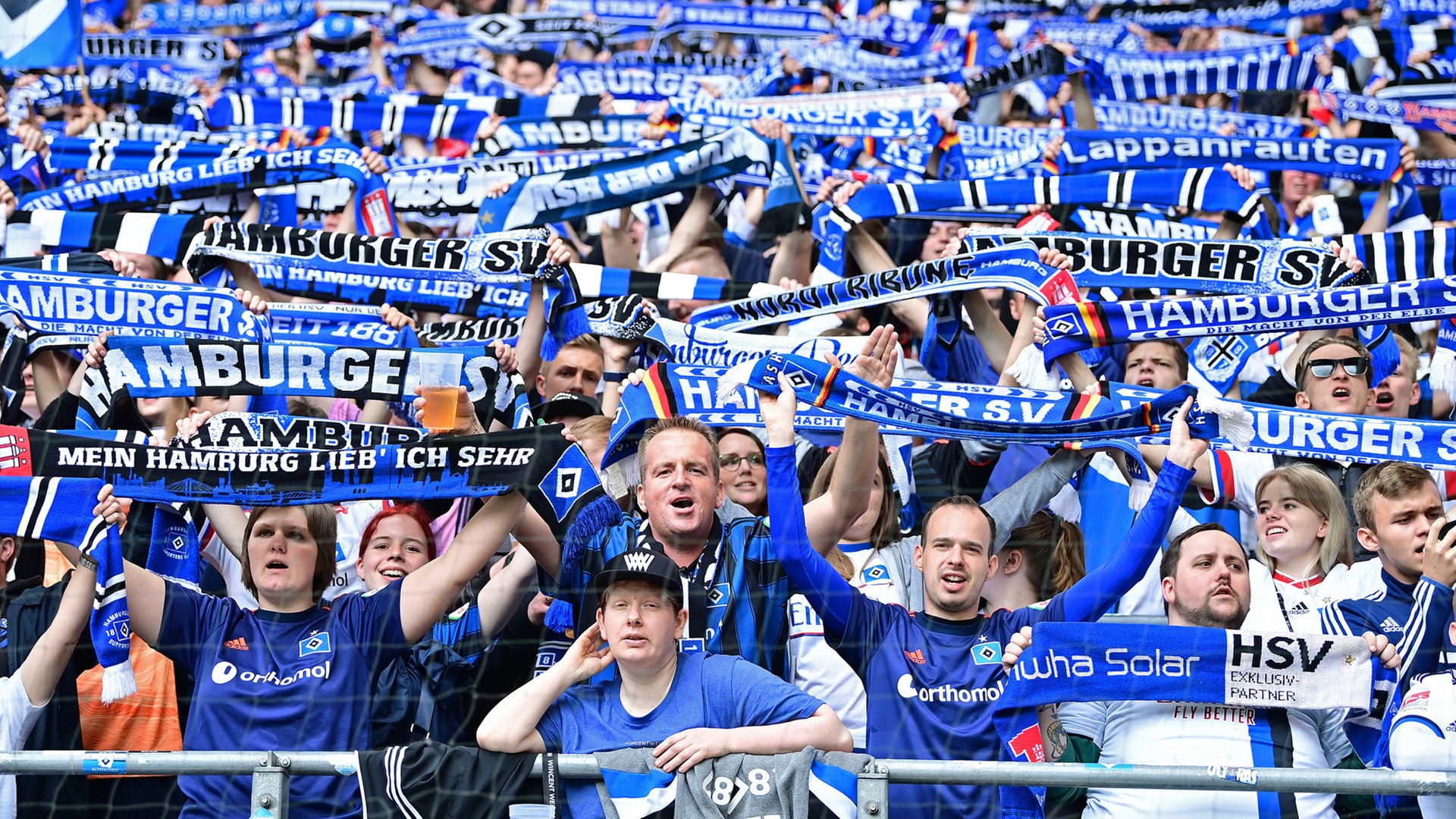 Bundesliga-Relegation: HSV will „Fans und Stadt glücklich machen“